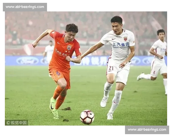 鲁能主场迎战青岛强强对话引爆齐鲁足球激情巅峰之夜焦点战